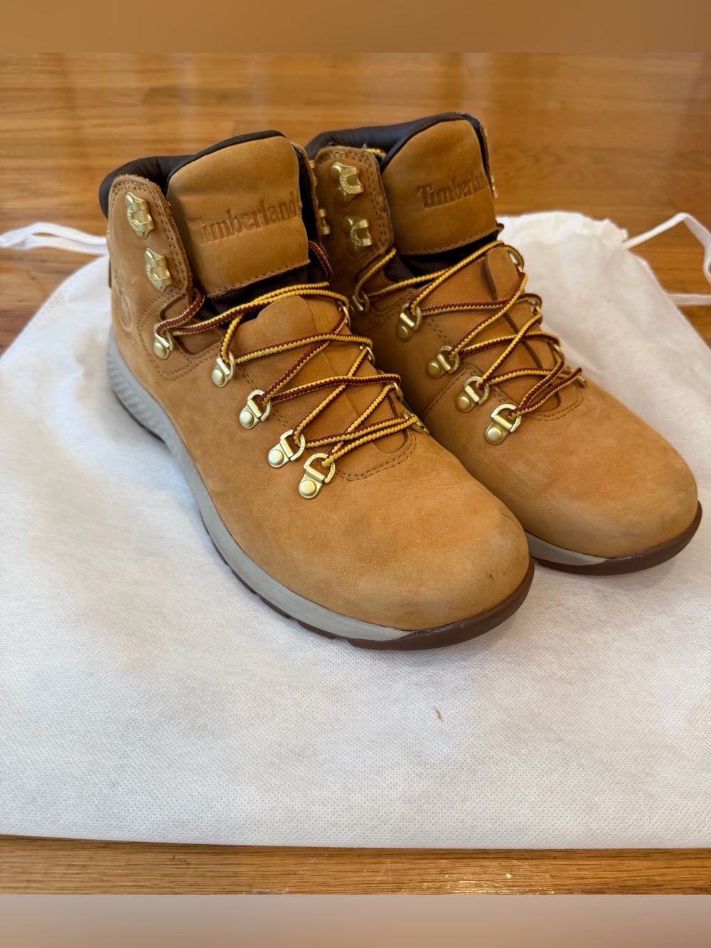 Timberland Men’s Waterproof Hiking Boots Wheat Nubuck Aerocore A1RLZ Size 7